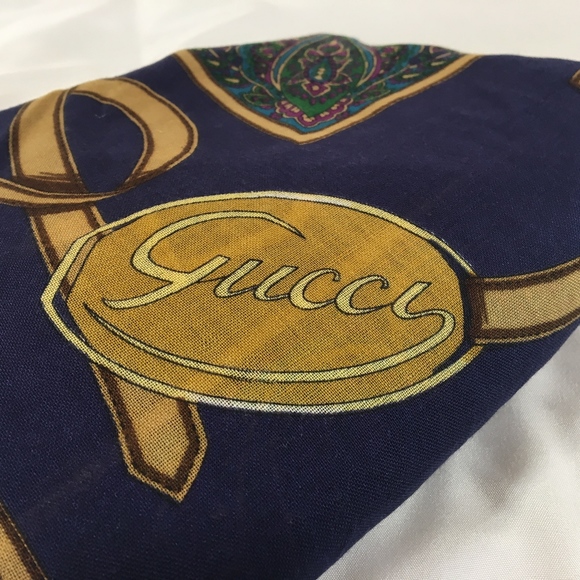 Gucci Vintage Wrap - Picture 2 of 8